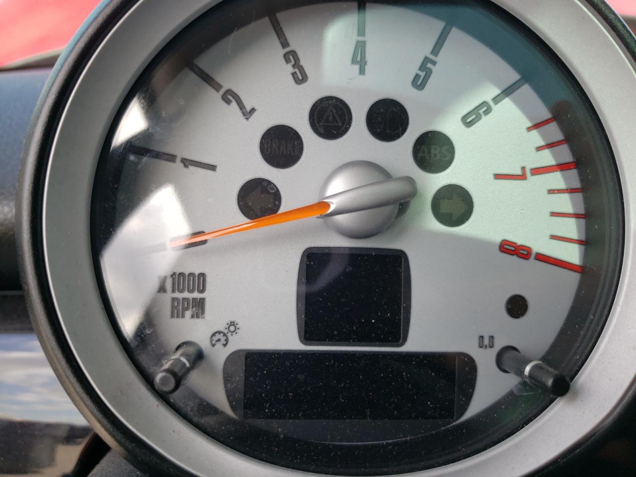 Photo 8 from auction – 2009 MINI COOPER S with VIN WMWMF73589TT98616