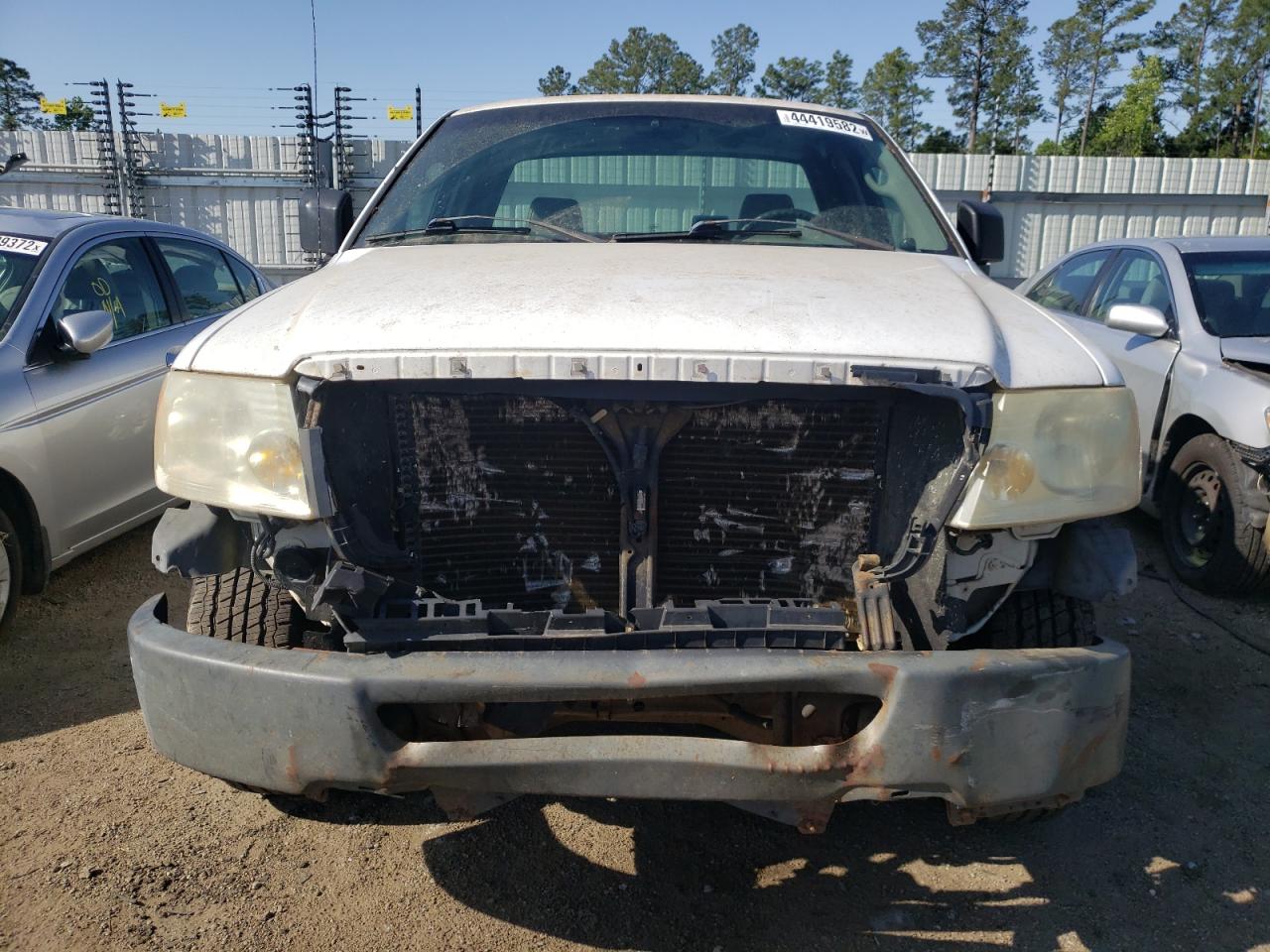 Photo 9 from auction – 2006 FORD F150 with VIN 1FTRF12206NA38091