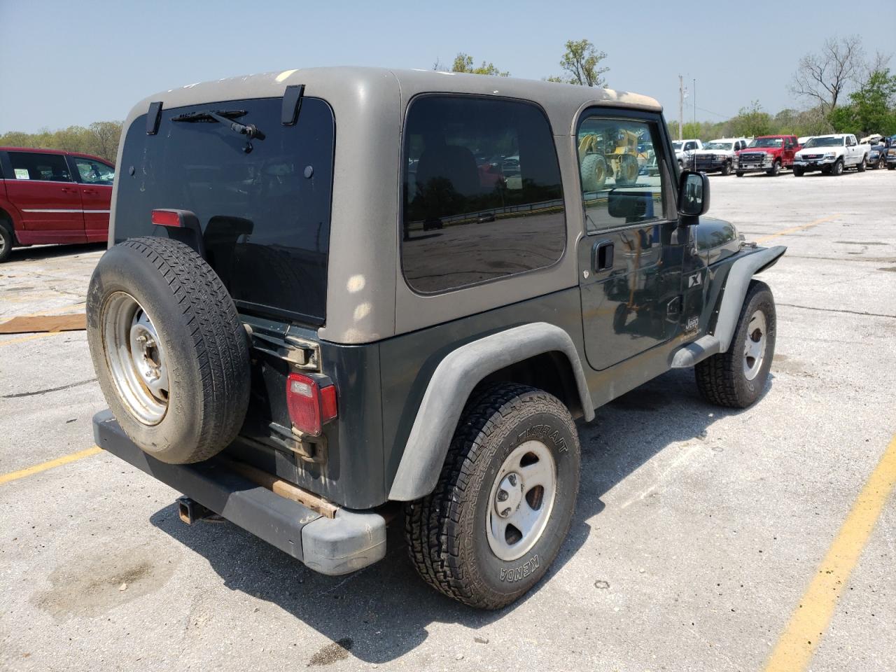 Photo 4 from auction – 2004 JEEP WRANGLER X with VIN 1J4FA39S44P701869