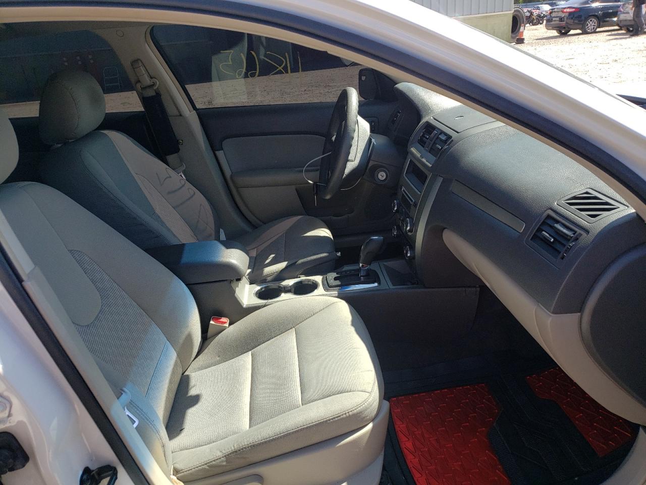 Photo 5 from auction – 2012 FORD FUSION S with VIN 3FAHP0GA4CR148840