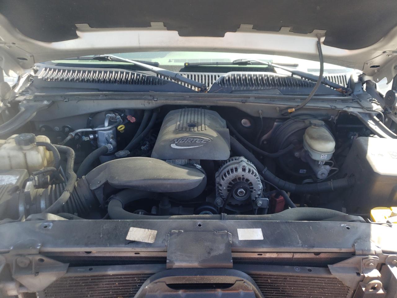 Photo 7 from auction – 2005 CHEVROLET SILVERADO with VIN 2GCEC13T351230023