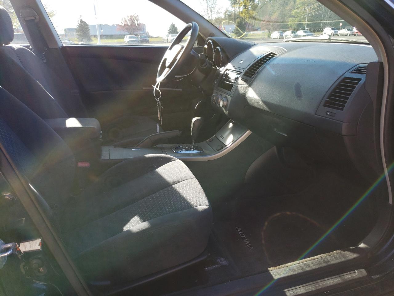 Photo 5 from auction – 2005 NISSAN ALTIMA S with VIN 1N4AL11D45C191274