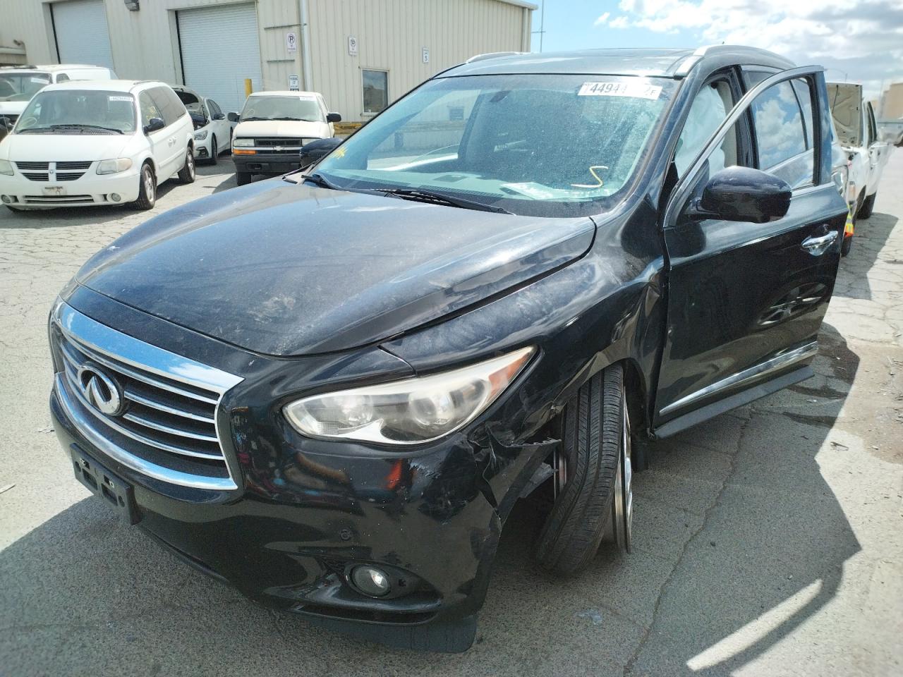 Photo 2 from auction – 2013 INFINITI JX35 with VIN 5N1AL0MN0DC331579