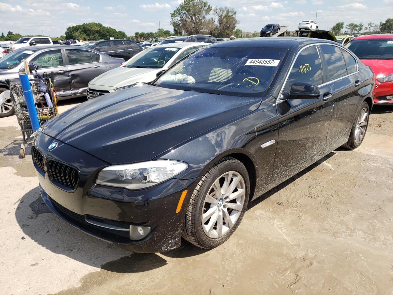 Photo 2 from auction – 2013 BMW 528 XI with VIN WBAXH5C59DD107720
