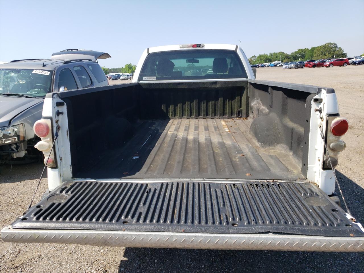 Photo 9 from auction – 2007 FORD F150 with VIN 1FTRF12217NA50283