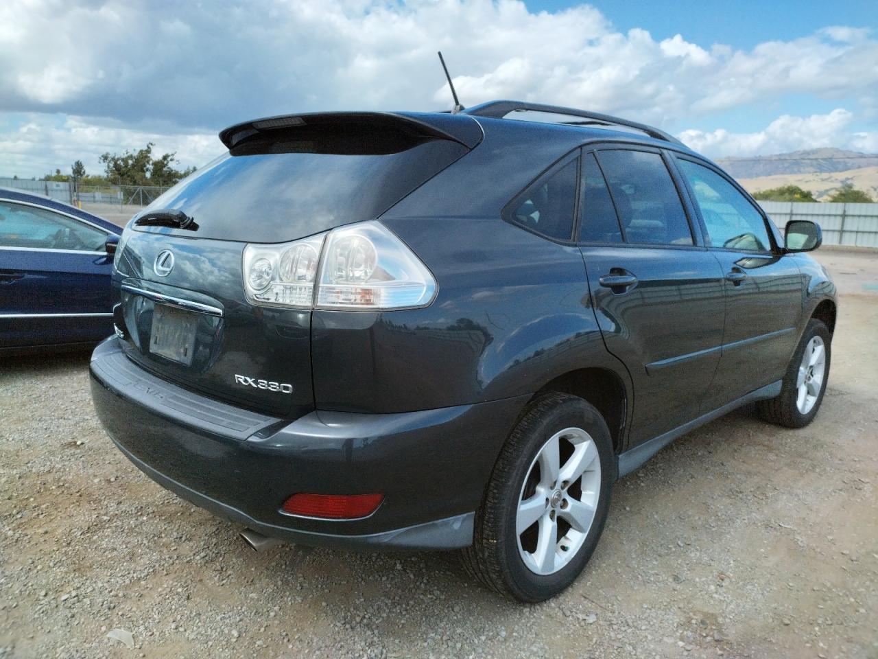 Photo 4 from auction – 2005 LEXUS RX 330 with VIN 2T2HA31U55C064420