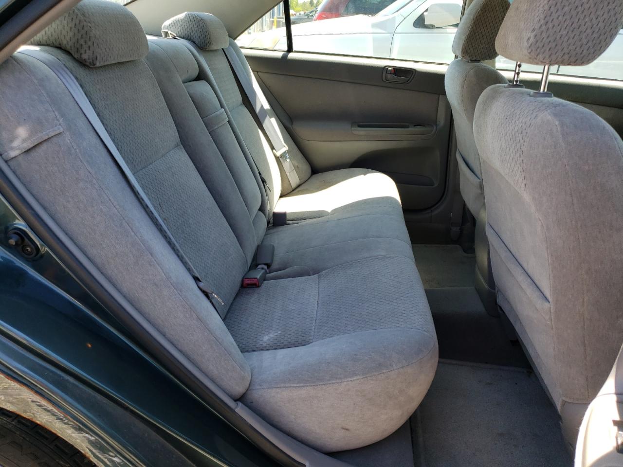 Photo 6 from auction – 2003 TOYOTA CAMRY LE with VIN 4T1BF32KX3U546966
