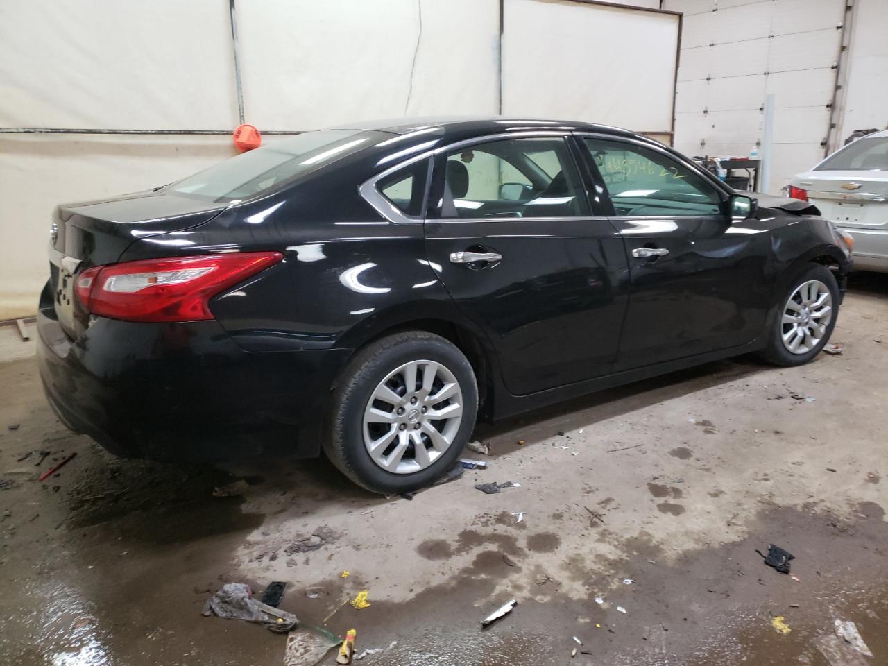 Photo 4 from auction – 2017 NISSAN ALTIMA 2.5 with VIN 1N4AL3AP2HC206767