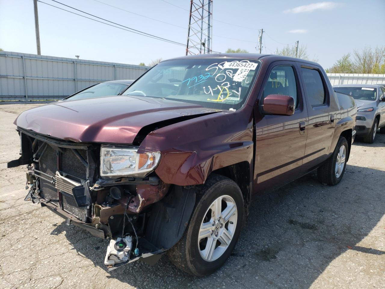 Photo 2 from auction – 2012 HONDA RIDGELINE with VIN 5FPYK1F54CB457932