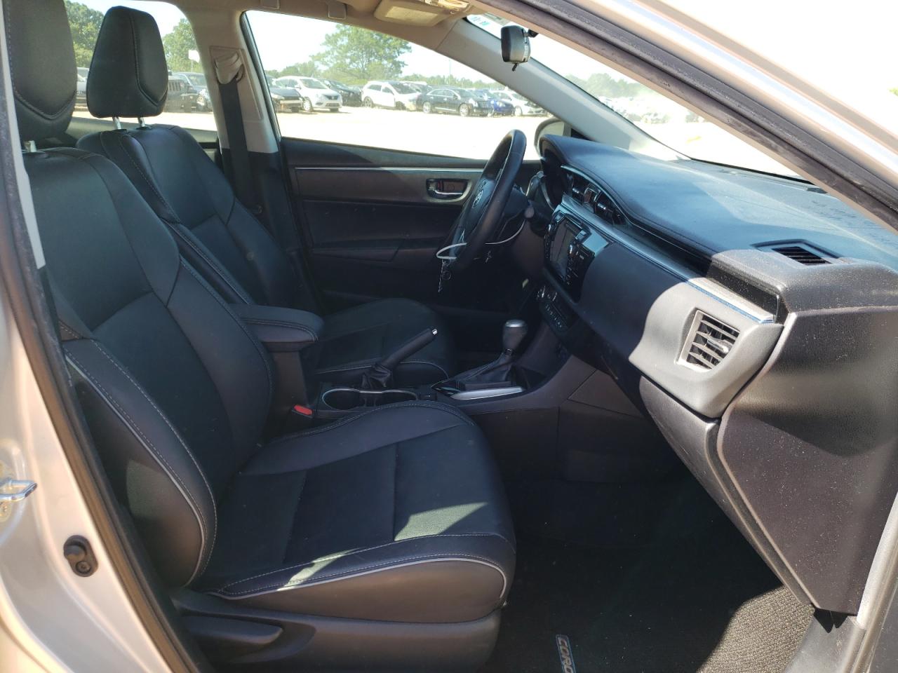 Photo 5 from auction – 2015 TOYOTA COROLLA L with VIN 2T1BURHE1FC368333