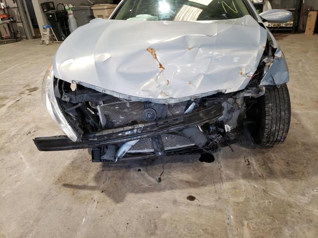 Photo 9 from auction – 2011 HYUNDAI SONATA GLS with VIN 5NPEB4AC1BH137437