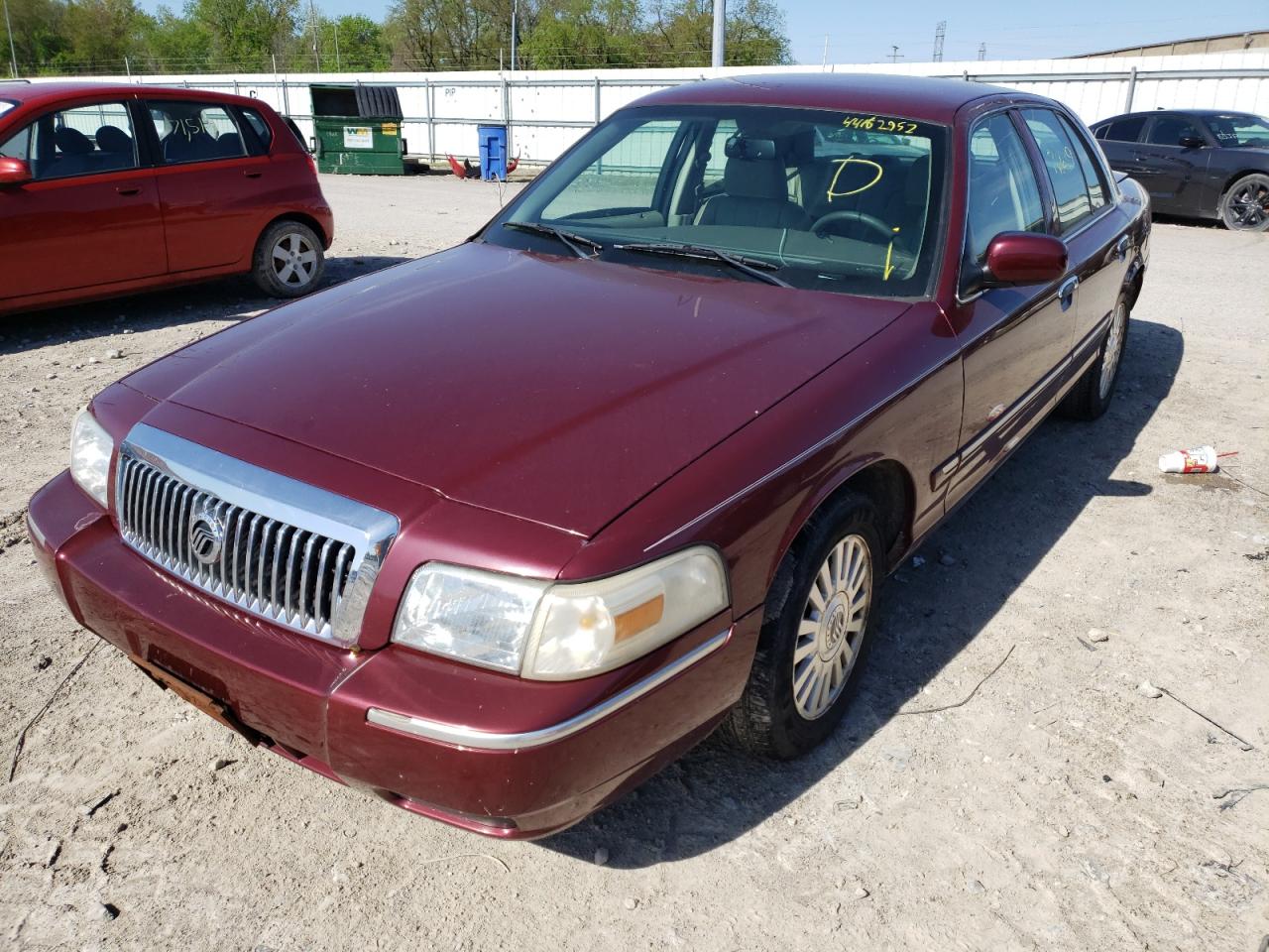 Photo 2 from auction – 2006 MERCURY GRAND MARQ with VIN 2MEFM75V66X641805