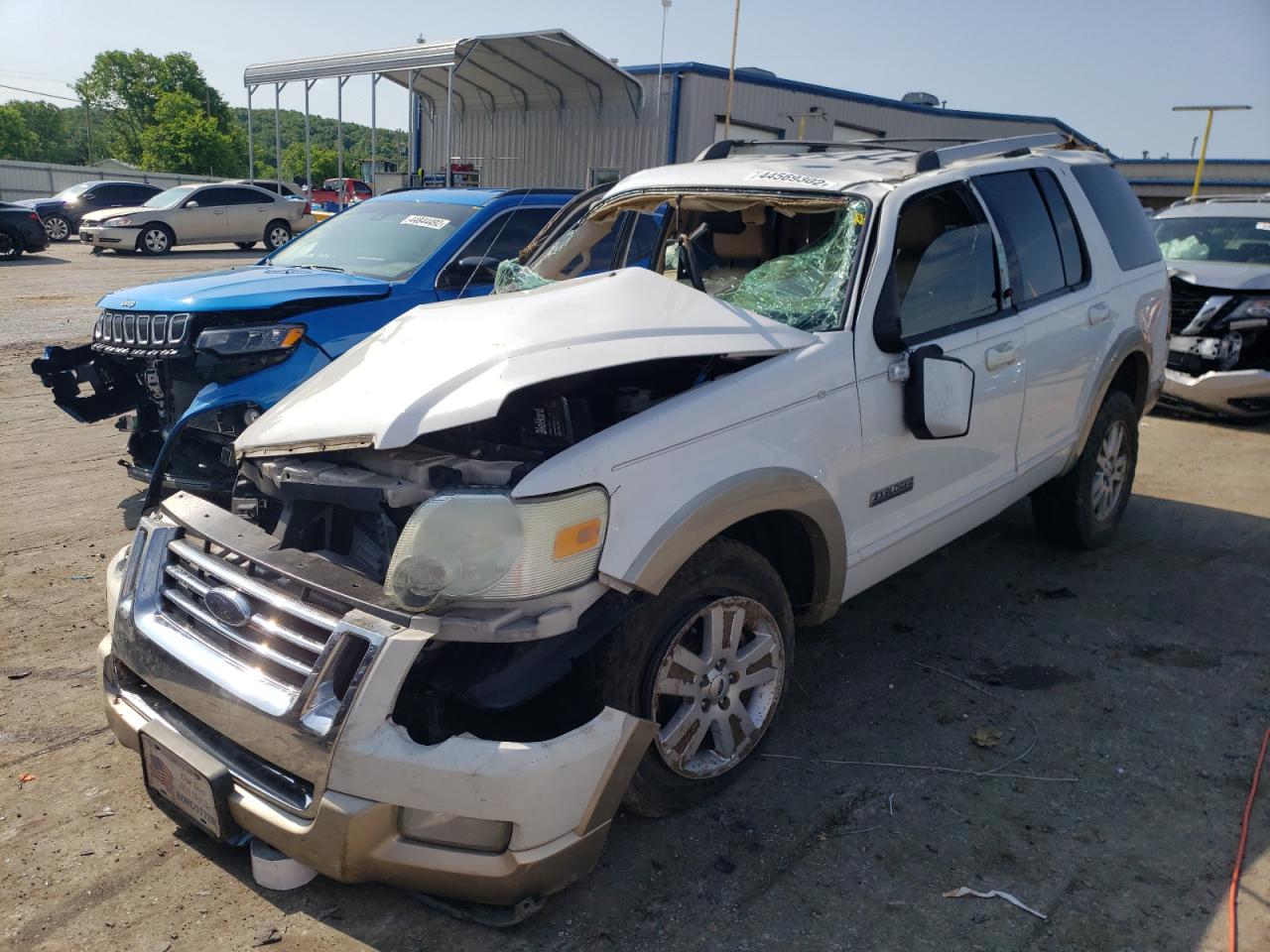 Photo 12 from auction – 2006 FORD EXPLORER E with VIN 1FMEU748X6UA34947