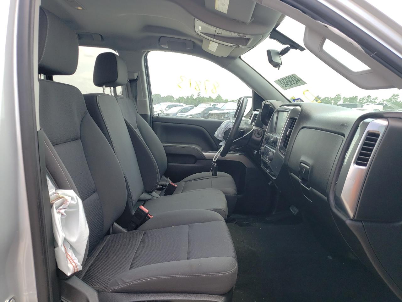 Photo 5 from auction – 2018 CHEVROLET SILVERADO with VIN 1GCRCREC8JZ335719