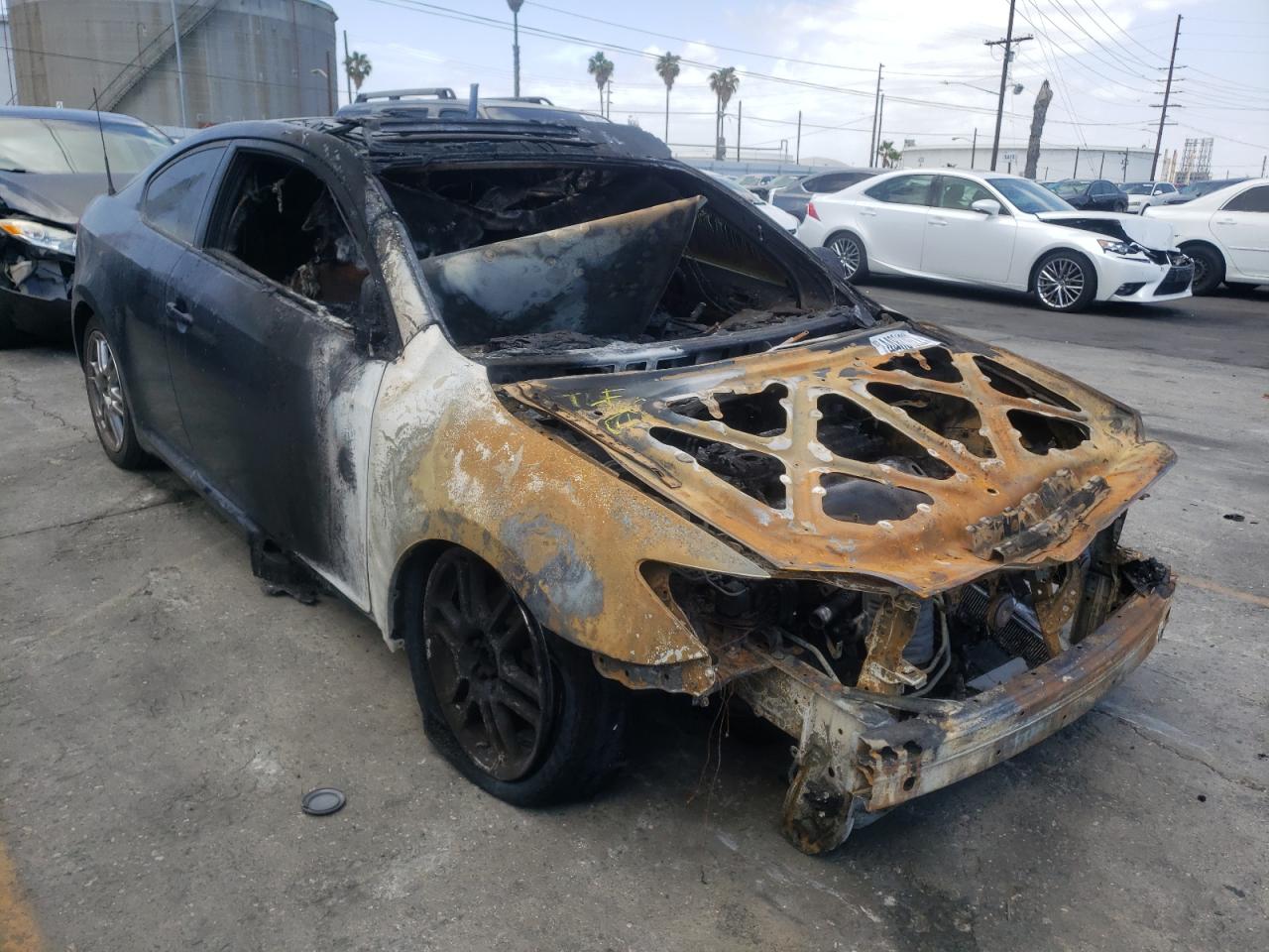 SCION TC 2007 with VIN JTKDE177270170035 - Photo from auction