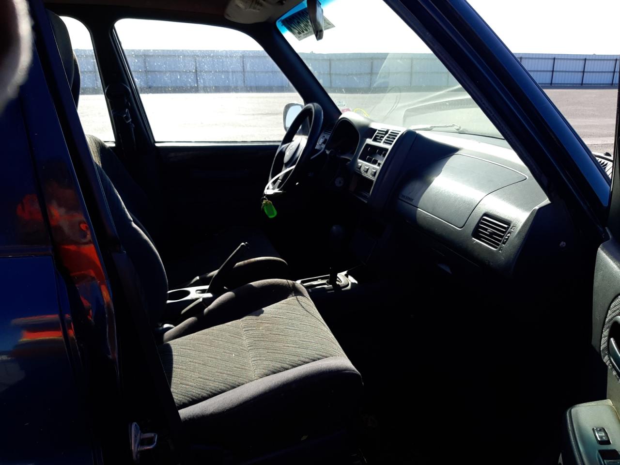 Photo 5 from auction – 2000 TOYOTA RAV4 with VIN JT3GP10V1Y0050708