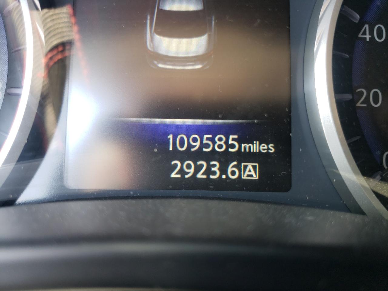 Photo 8 from auction – 2014 INFINITI Q50 BASE with VIN JN1BV7AR1EM693115