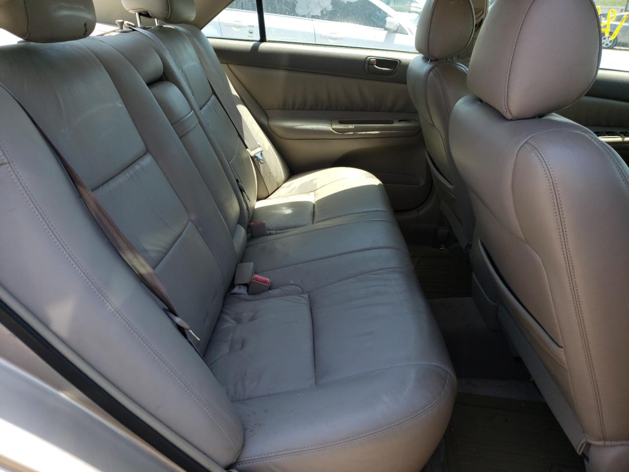 Photo 6 from auction – 2003 TOYOTA CAMRY LE with VIN 4T1BE32K63U656707