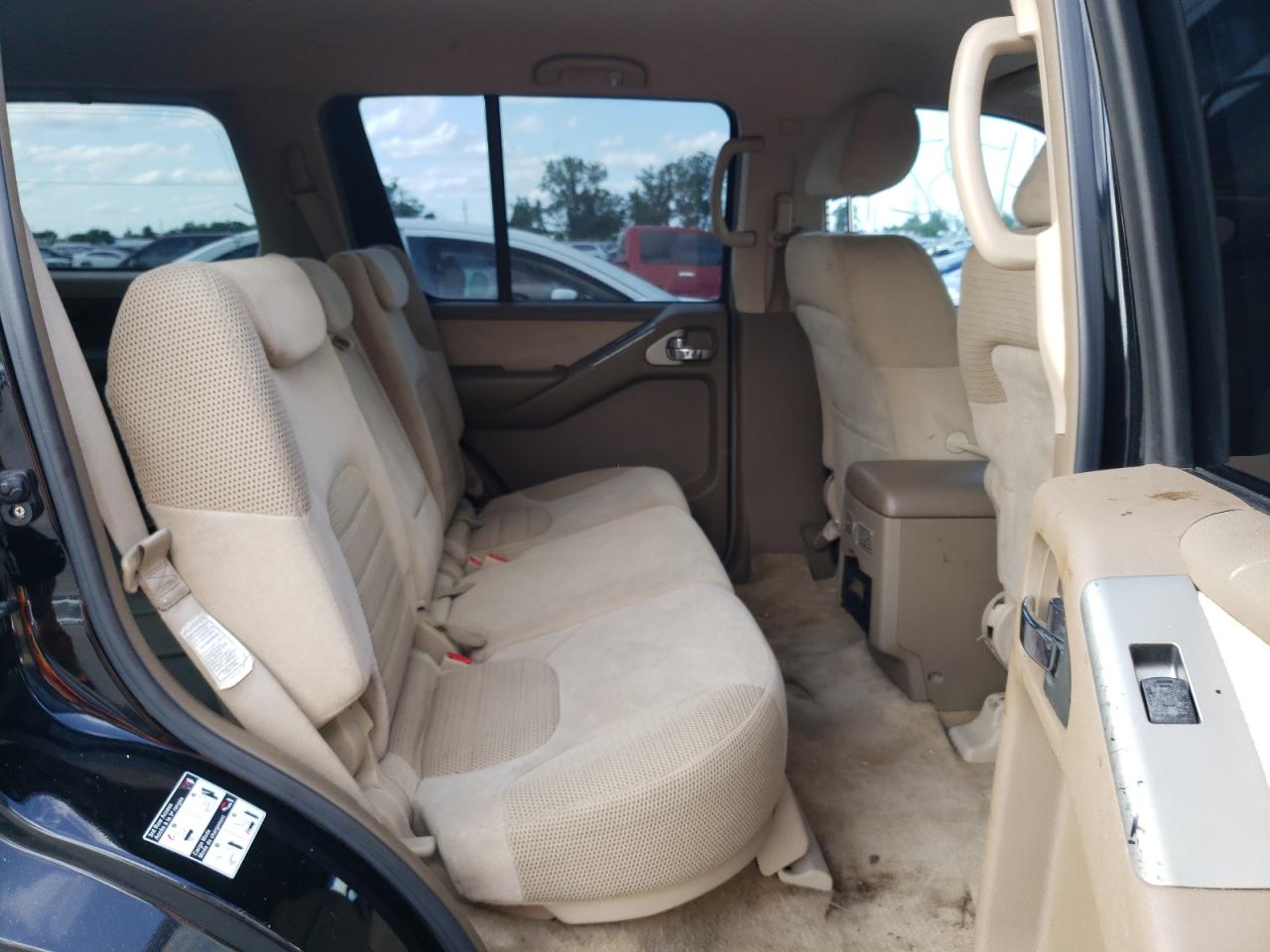 Photo 6 from auction – 2005 NISSAN PATHFINDER with VIN 5N1AR18U25C746801