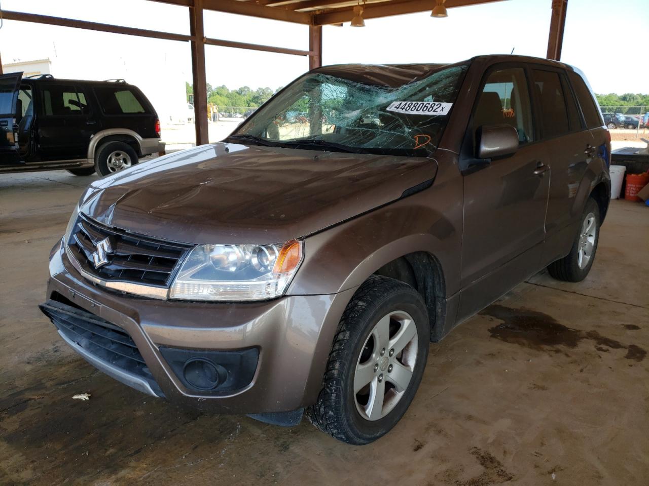 Photo 2 from auction – 2013 SUZUKI GRAND VITA with VIN JS3TE0D63D4100168