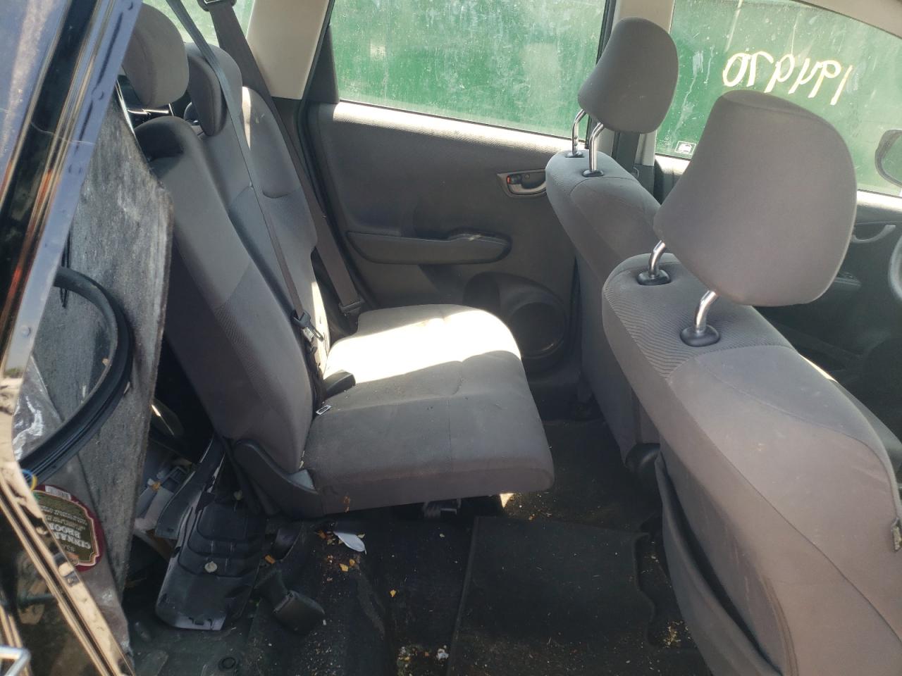 Photo 6 from auction – 2010 HONDA FIT with VIN JHMGE8H27AS022070