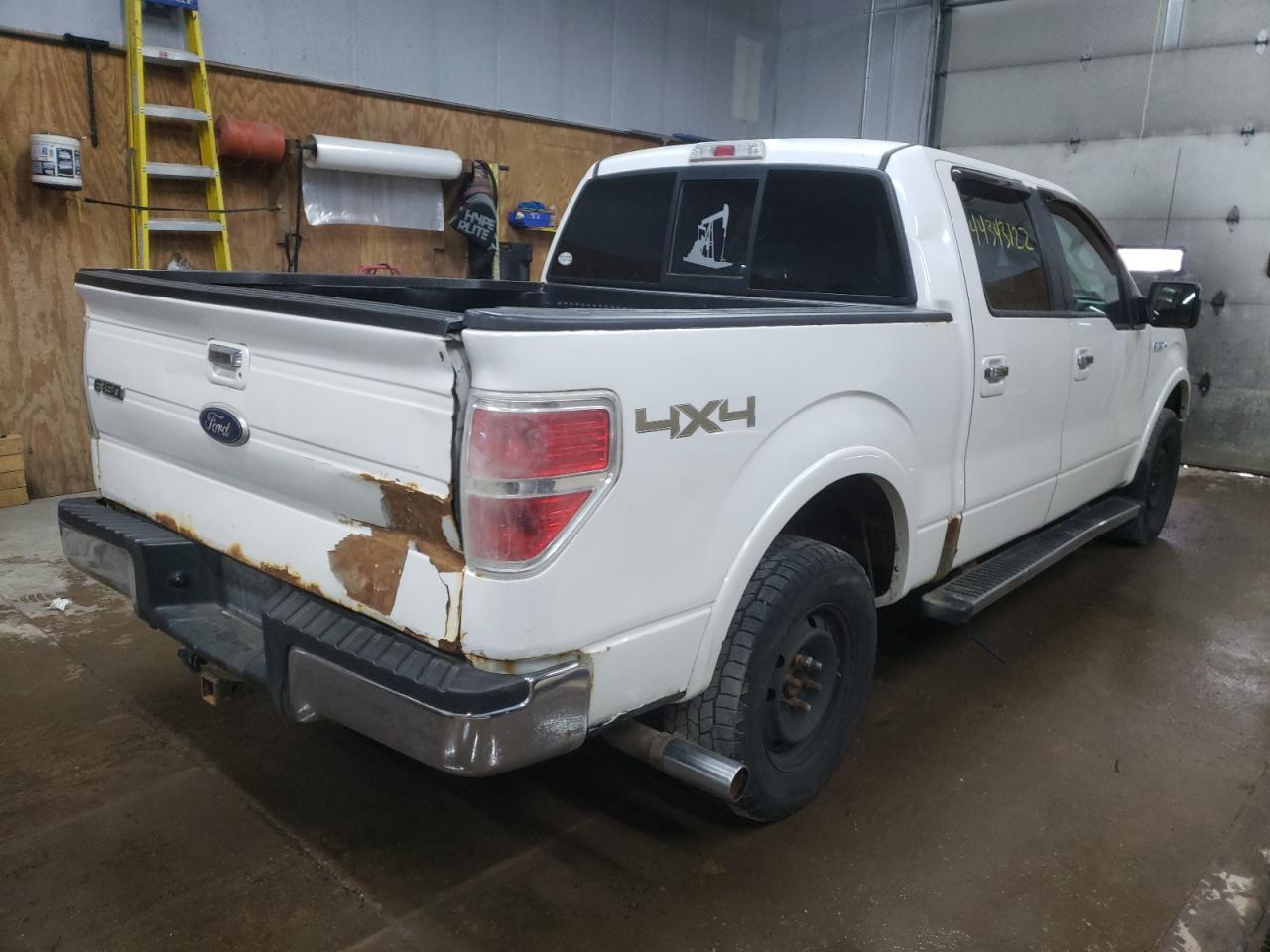Photo 4 from auction – 2011 FORD F150 SUPER with VIN 1FTFW1EFXBFD25993