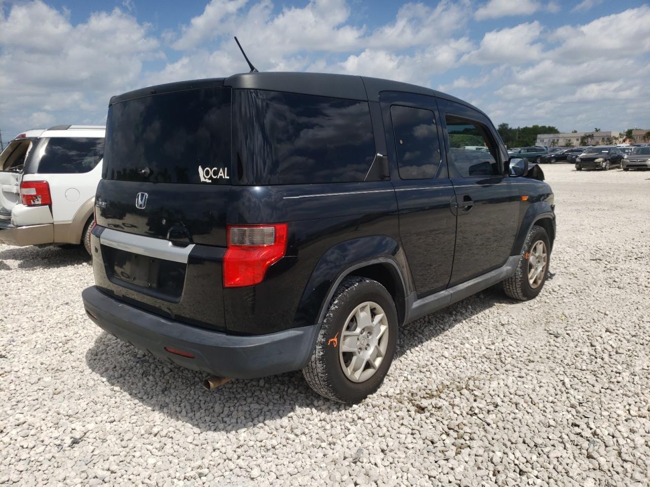 Photo 4 from auction – 2010 HONDA ELEMENT LX with VIN 5J6YH1H35AL001882