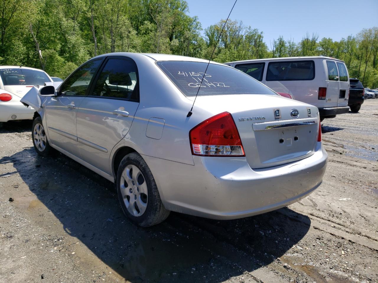 Photo 3 from auction – 2008 KIA SPECTRA EX with VIN KNAFE121685556347