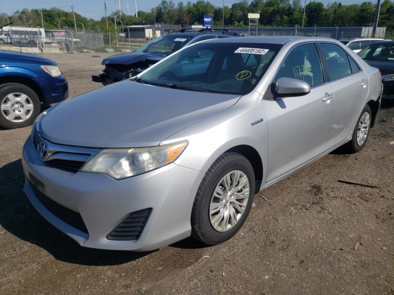 Photo 2 from auction – 2012 TOYOTA CAMRY HYBR with VIN 4T1BD1FK4CU036665