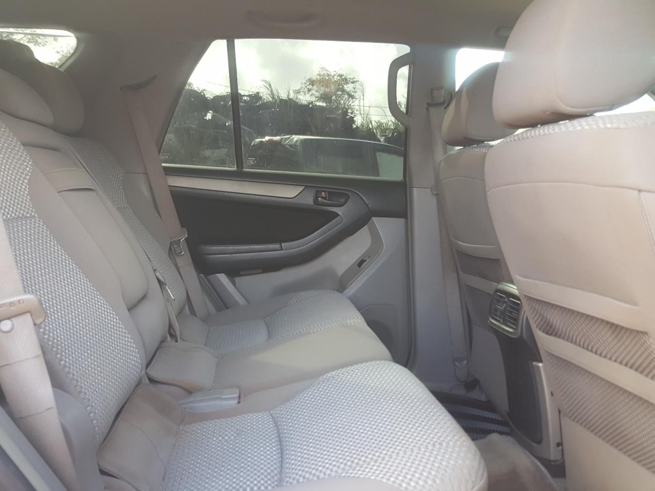Photo 6 from auction – 2006 TOYOTA 4RUNNER SR with VIN JTEZU14R760079245