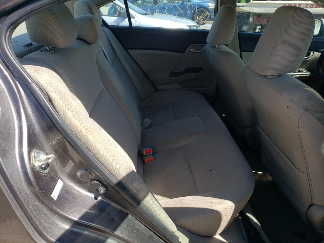 Photo 6 from auction – 2012 HONDA CIVIC LX with VIN 19XFB2F52CE105315
