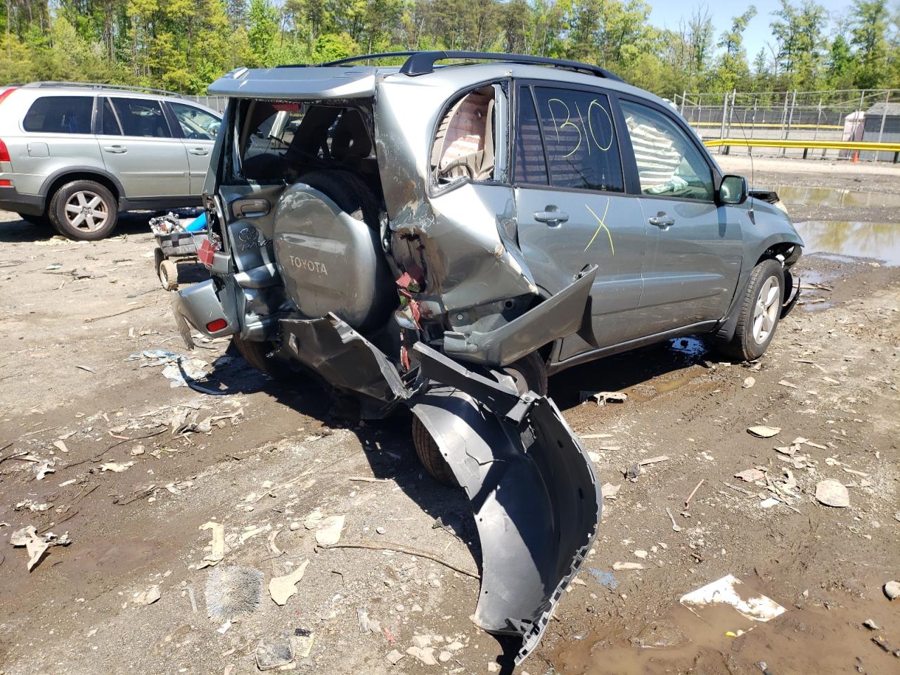Photo 4 from auction – 2005 TOYOTA RAV4 with VIN JTEGD20V750095010