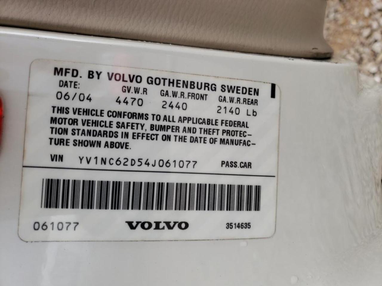 Photo 10 from auction – 2004 VOLVO C70 HPT with VIN YV1NC62D54J061077