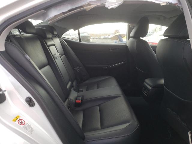 Photo 6 from auction – 2016 LEXUS IS 200T with VIN JTHBA1D2XG5037642