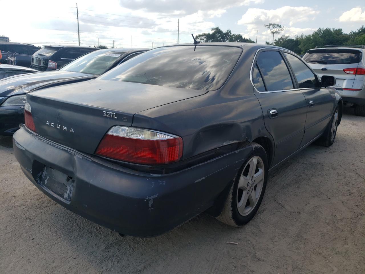 Photo 4 from auction – 2003 ACURA 3.2TL TYPE with VIN 19UUA56933A031969