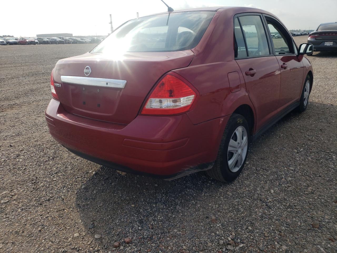 Фото 4 с аукциона – 2011 NISSAN VERSA S с VIN 3N1BC1AP5BL451452