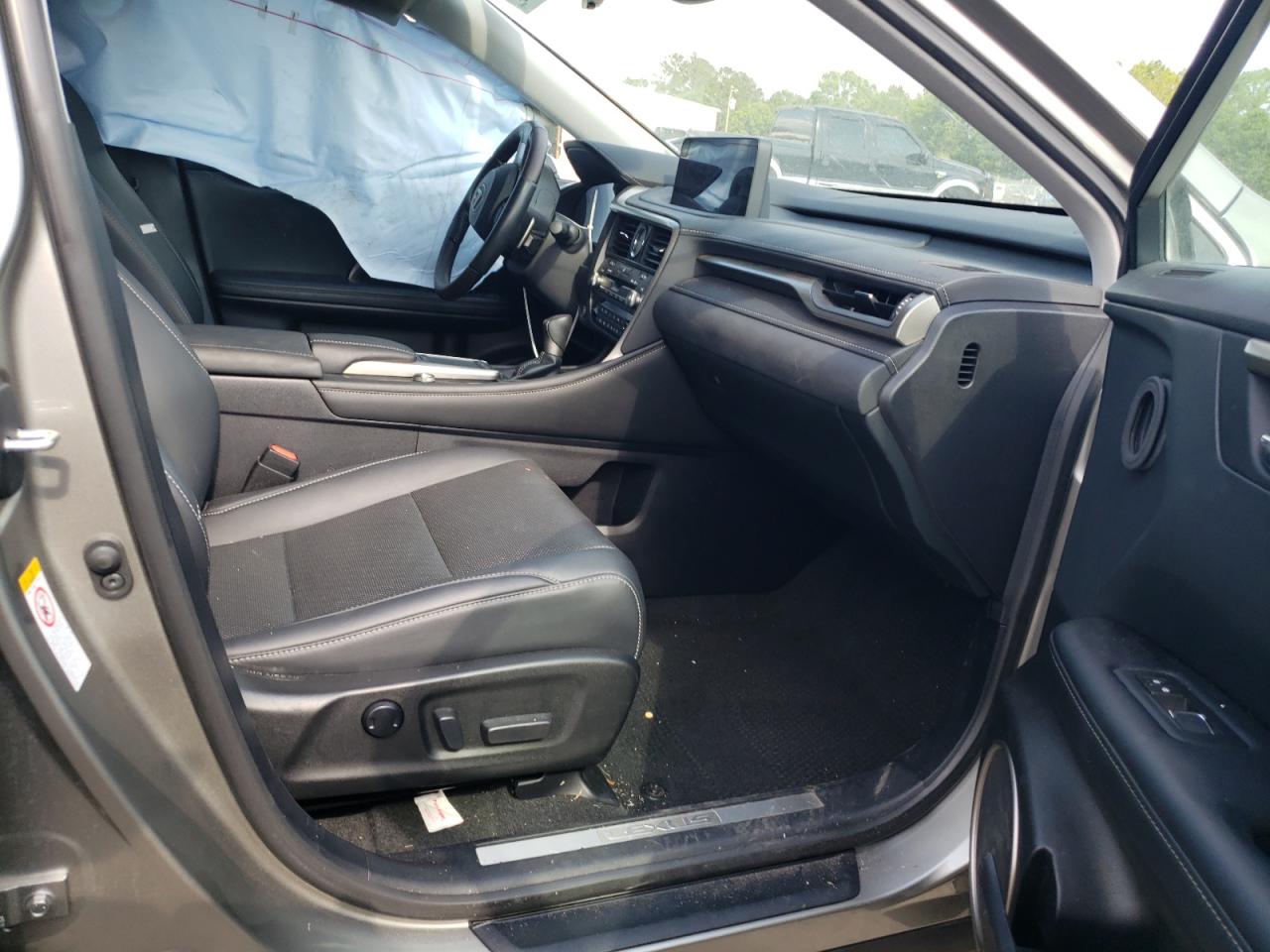 Photo 5 from auction – 2020 LEXUS RX 350 with VIN 2T2HZMAA2LC157588