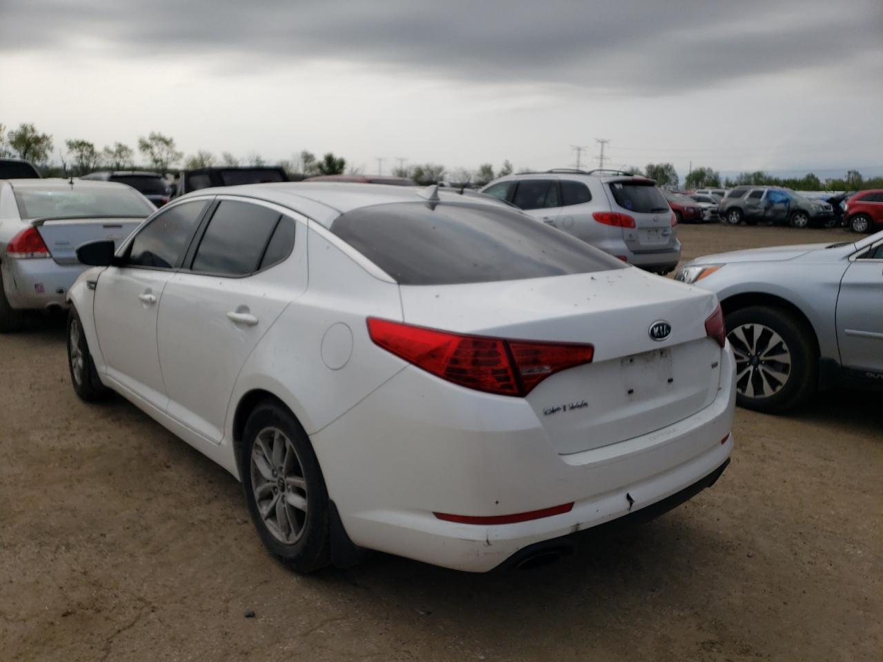 Photo 3 from auction – 2011 KIA OPTIMA LX with VIN KNAGM4A70B5101807