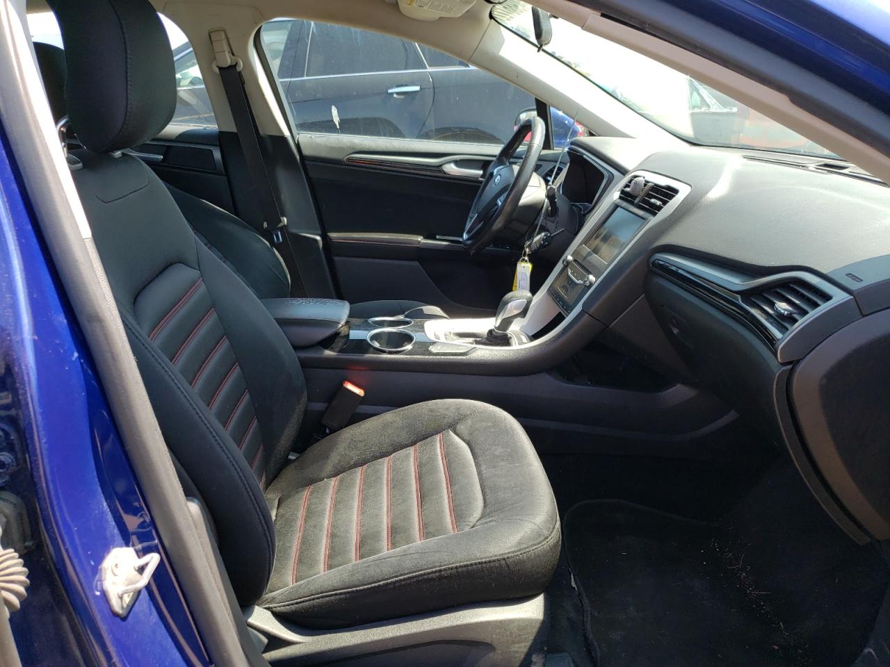 Photo 5 from auction – 2014 FORD FUSION SE with VIN 1FA6P0HD4E5351720