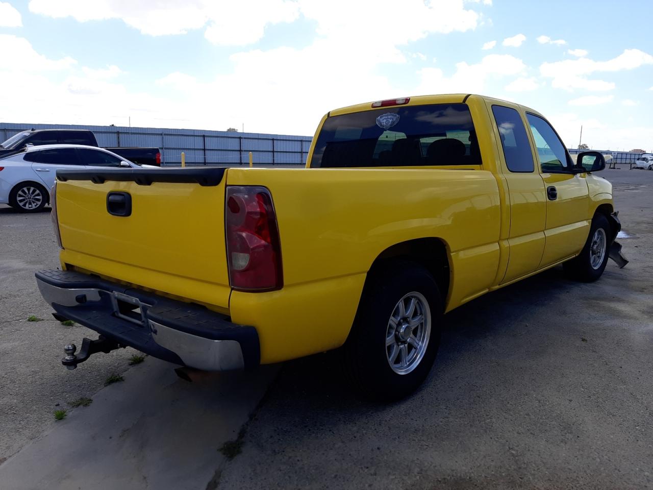 Photo 4 from auction – 2003 CHEVROLET SILVRDO LT with VIN 1GCEC19T33Z307453