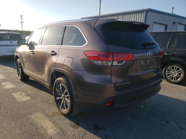 Photo 3 from auction – 2019 TOYOTA HIGHLANDER with VIN 5TDKZRFH4KS339053
