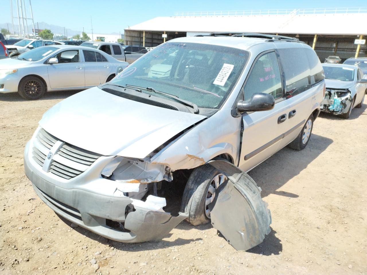 Photo 2 from auction – 2007 DODGE CARAVAN SE with VIN 1D4GP25R57B189789