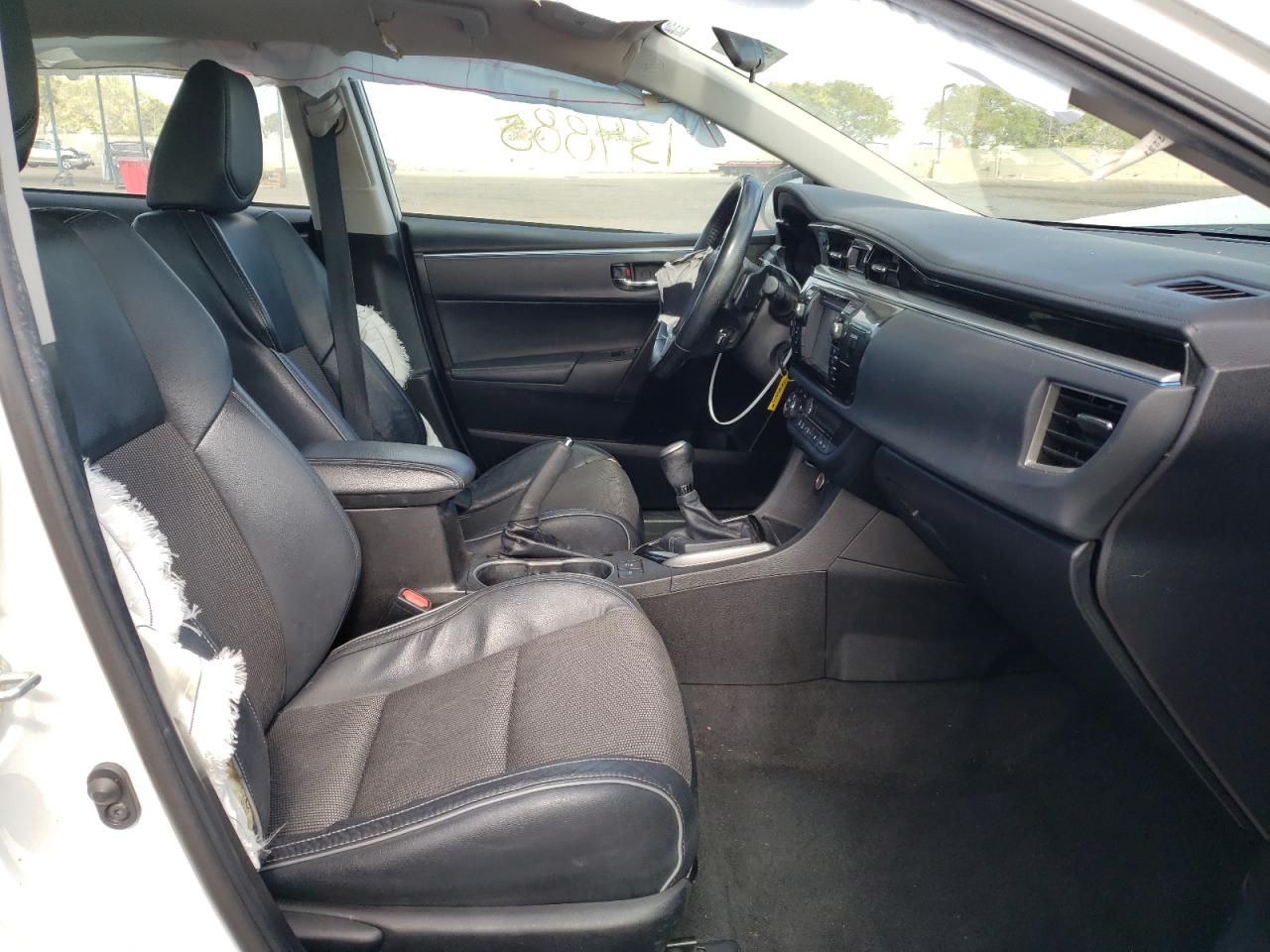 Photo 5 from auction – 2016 TOYOTA COROLLA L with VIN 5YFBURHE6GP394878