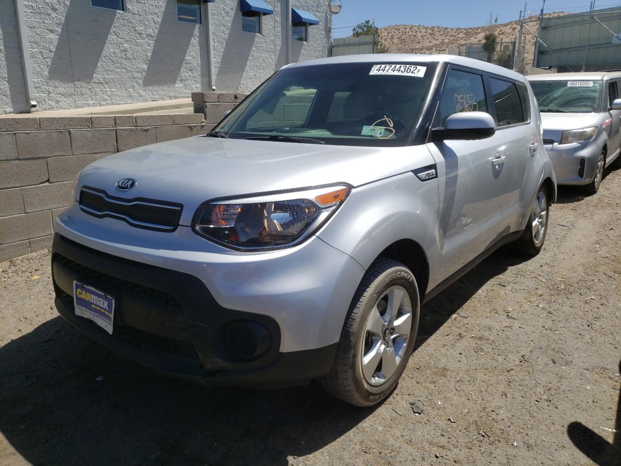 Photo 2 from auction – 2017 KIA SOUL with VIN KNDJN2A23H7479938