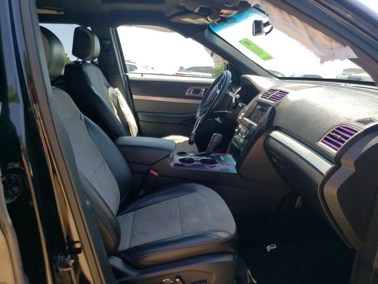 Photo 5 from auction – 2017 FORD EXPLORER X with VIN 1FM5K7D81HGB19151