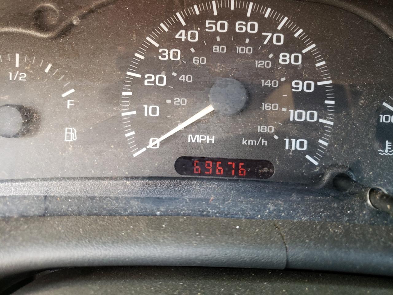 Photo 8 from auction – 2000 CHEVROLET CAVALIER with VIN 1G1JC5240Y7342116