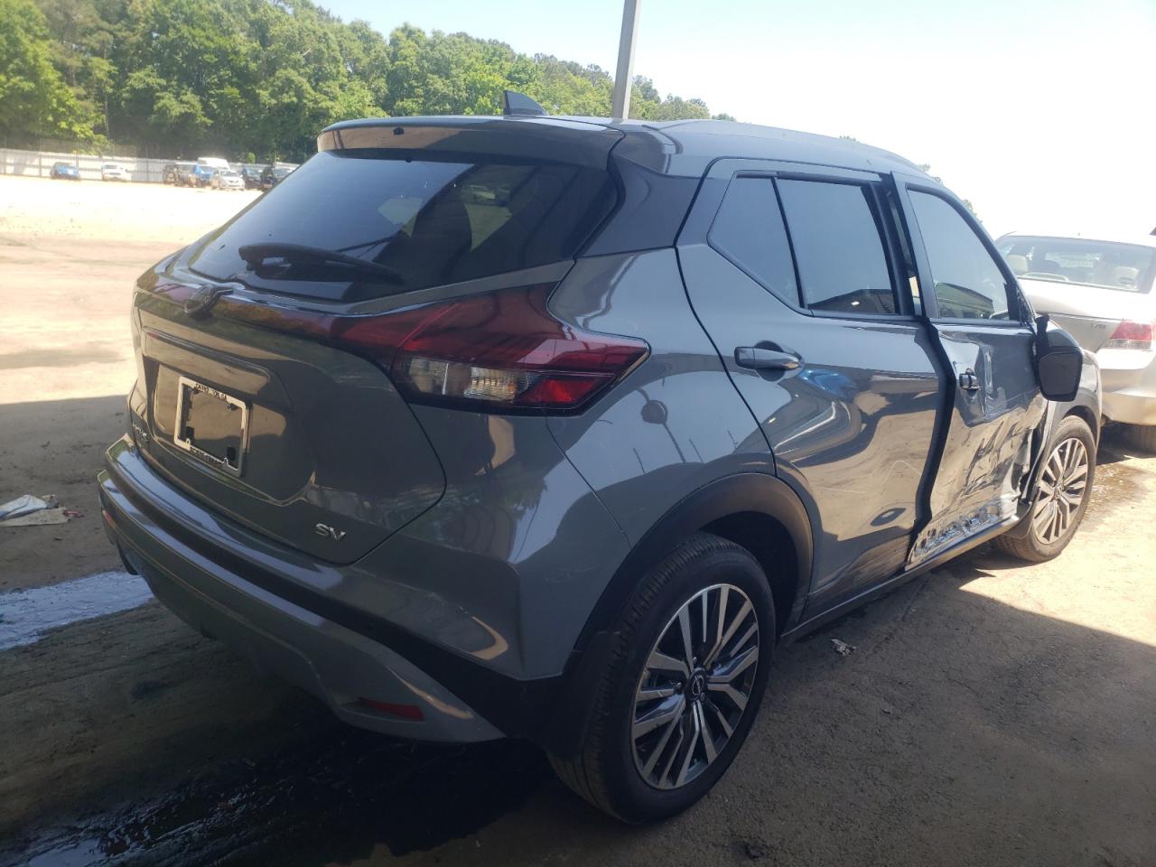 Photo 4 from auction – 2022 NISSAN KICKS with VIN 3N1CP5CV1NL481127