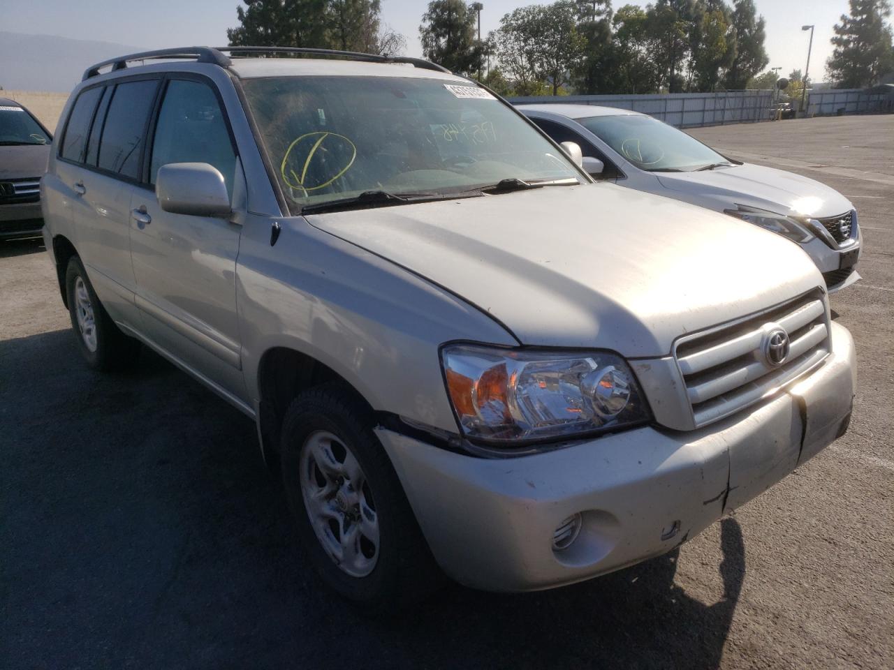 TOYOTA HIGHLANDER 2005 with VIN JTEGD21A350111523 - Photo from auction