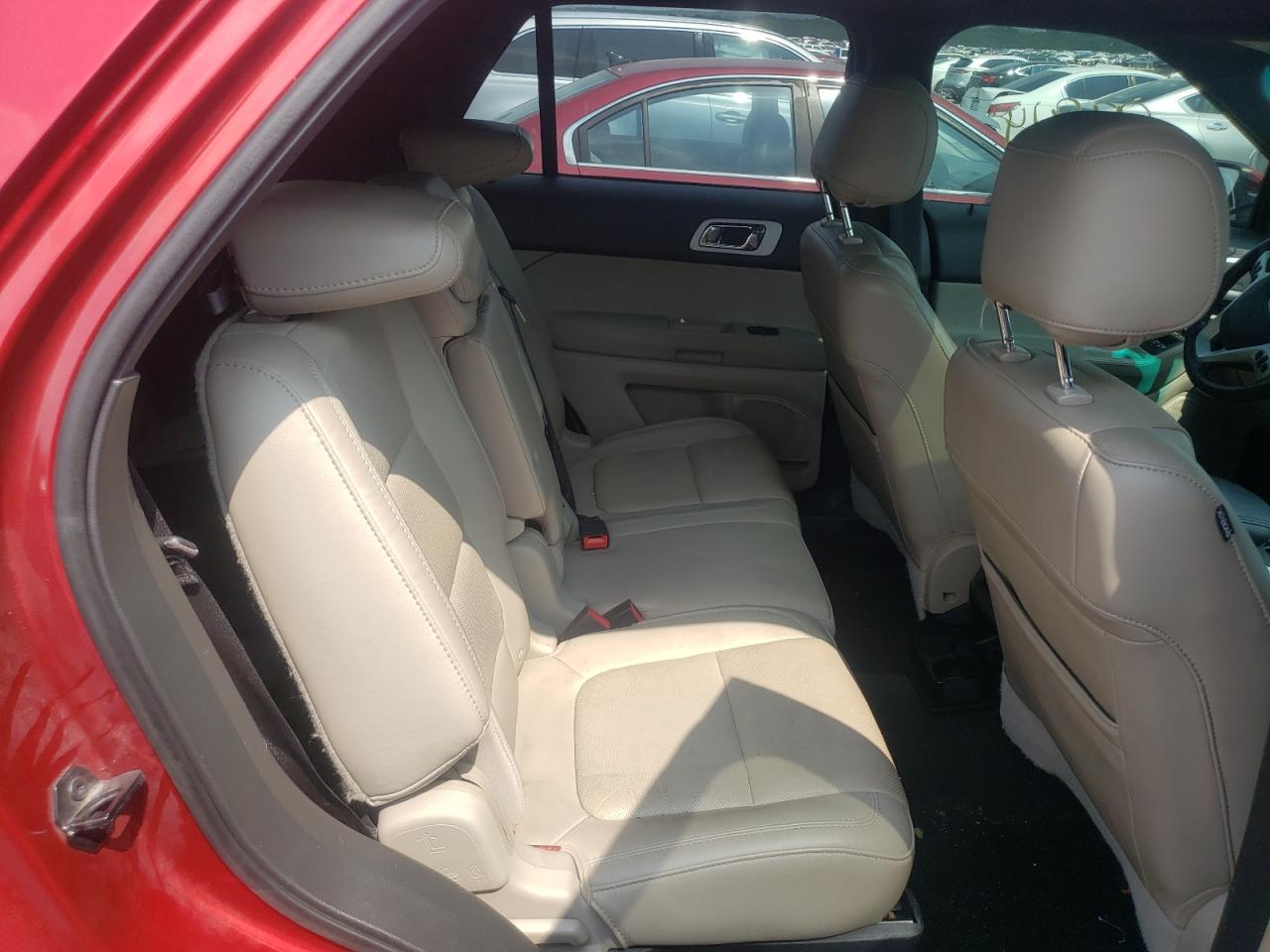 Photo 6 from auction – 2014 FORD EXPLORER L with VIN 1FM5K7F87EGA99447