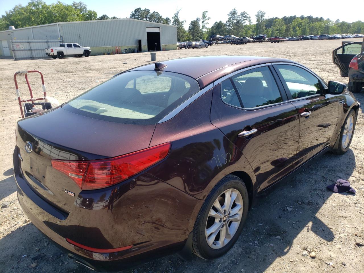 Photo 4 from auction – 2011 KIA OPTIMA EX with VIN KNAGN4A76B5072147